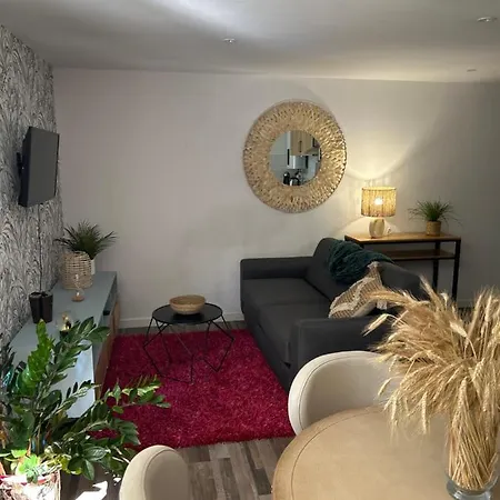 A Louer Appartement T2 Espalion Esterno foto